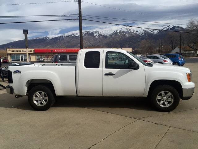 2011 GMC Sierra 1500 SLE Ext. Cab 4WD