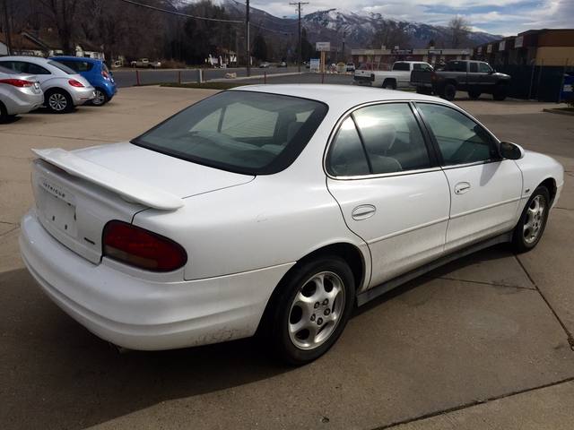1999 Oldsmobile Intrigue GL
