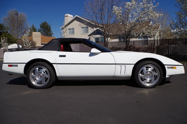 1990 Chevrolet Corvette Convertible