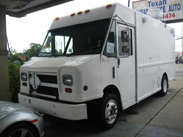 1998 Freightliner MT45 Chassis -