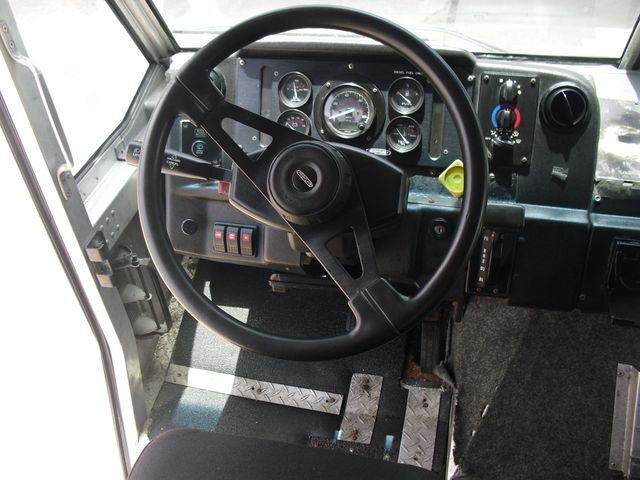 1999 Freightliner MT45 Chassis -
