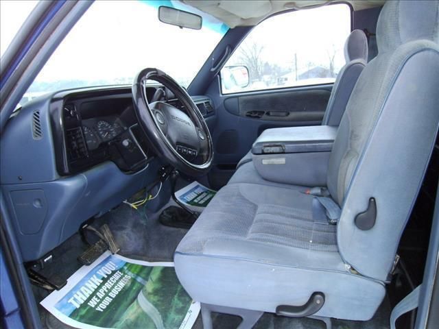 1995 Dodge Ram 2500 Base