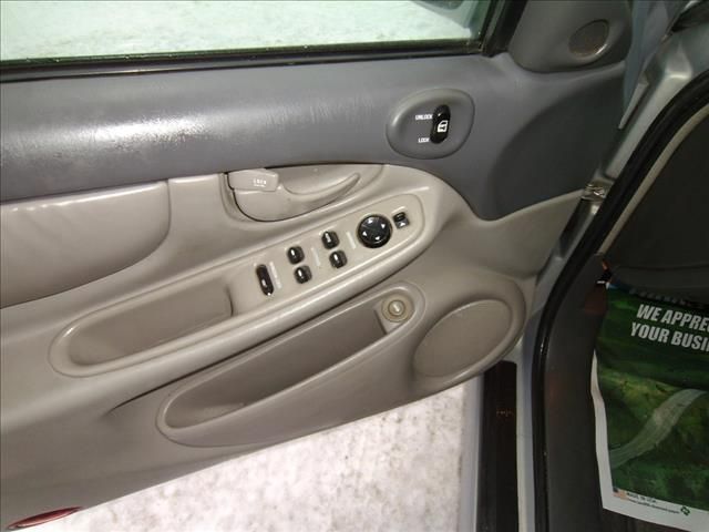 2000 Oldsmobile Alero GLS Sedan