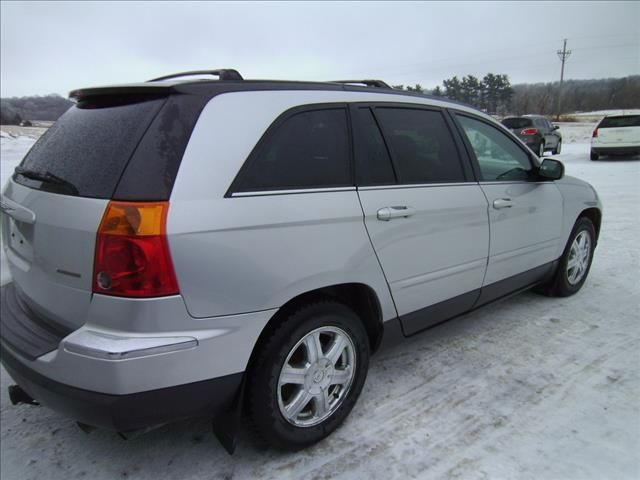 2005 Chrysler Pacifica Touring AWD