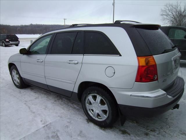 2005 Chrysler Pacifica Touring AWD