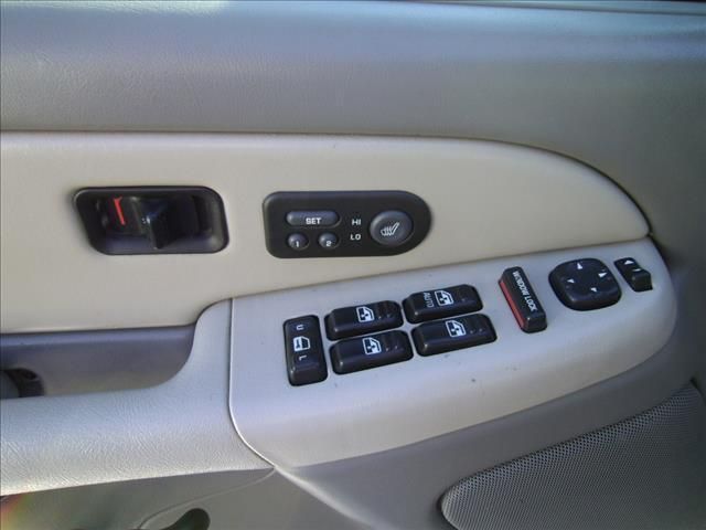 2001 GMC Yukon SLE 4WD