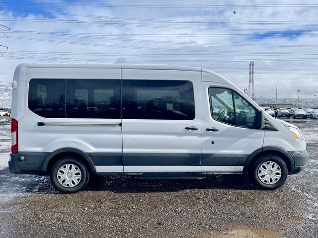 2019 Ford Transit 350 Wagon Med. Roof XLT w/Sliding Pass. 148-in. WB