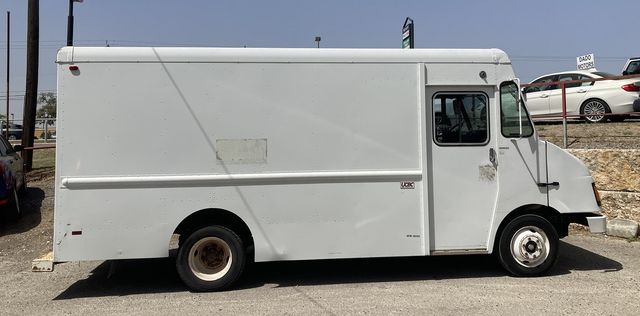 2002 Freightliner MT45