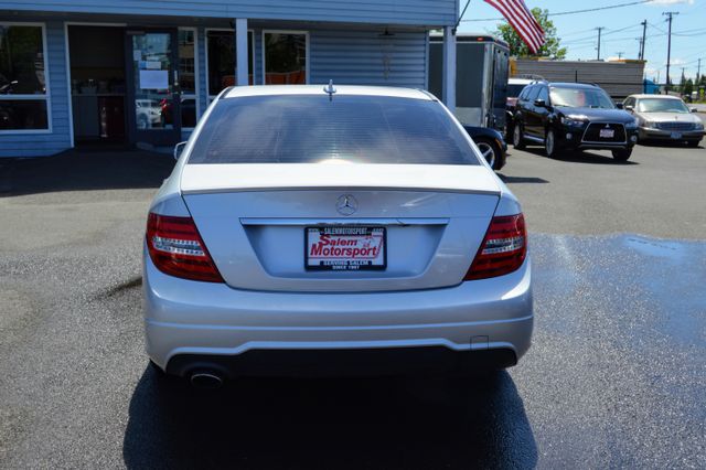 2012 Mercedes-Benz C-Class C250 Luxury Sedan