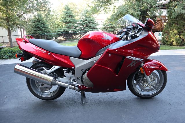 2001 Honda CBR1100XX  **SOLD** -