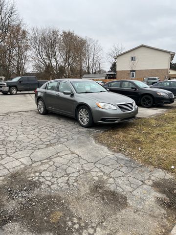 2012 Chrysler 200 LX