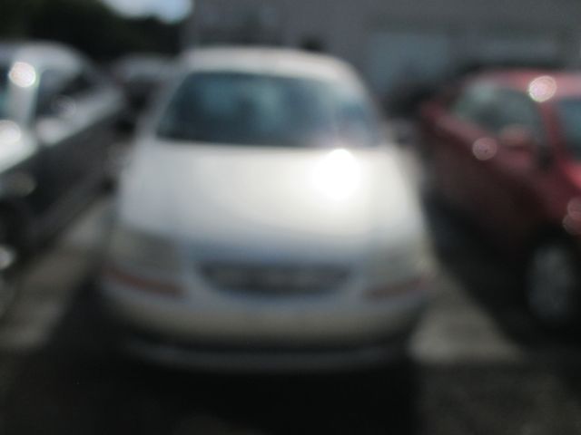 2005 Chevrolet Aveo Special Value Sedan