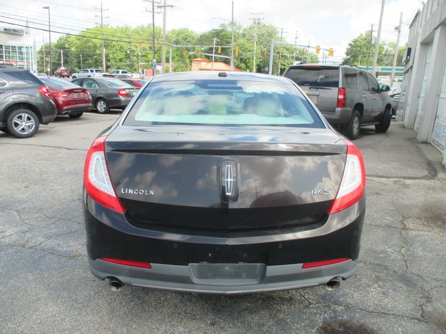2013 Lincoln MKS FWD