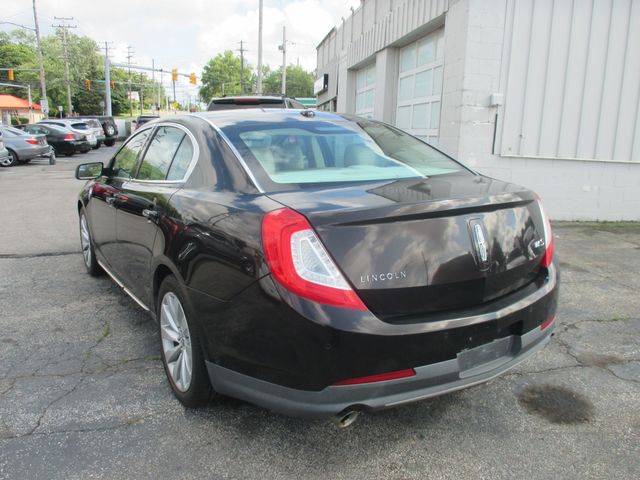 2013 Lincoln MKS FWD