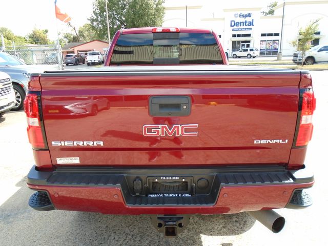 2018 GMC Sierra 2500HD Denali Crew Cab 4WD