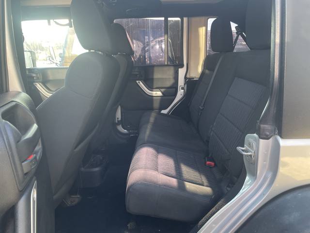 2011 Jeep Wrangler Unlimited Rubicon 4WD