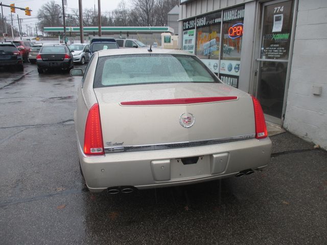 2008 Cadillac DTS Luxury II
