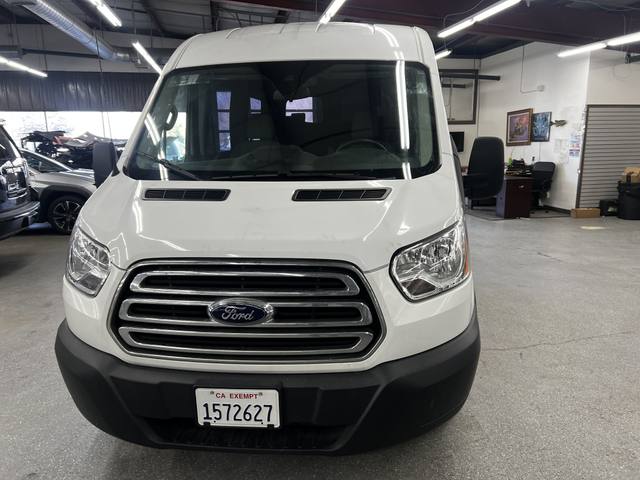 2019 Ford Transit 150 Wagon Med. Roof XLT w/Sliding Pass. 130-in. WB