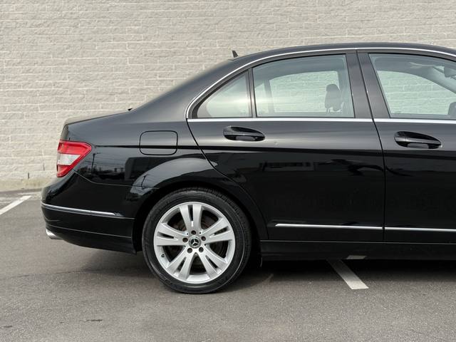 2010 Mercedes-Benz C-Class C300 4MATIC Luxury Sedan