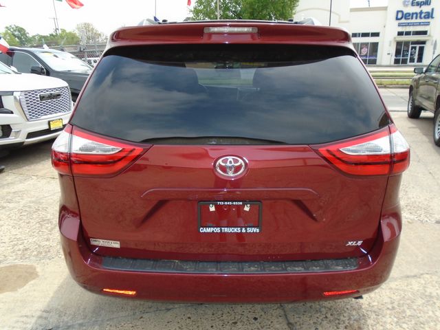 2017 Toyota Sienna Limited Premium 7-Passenger