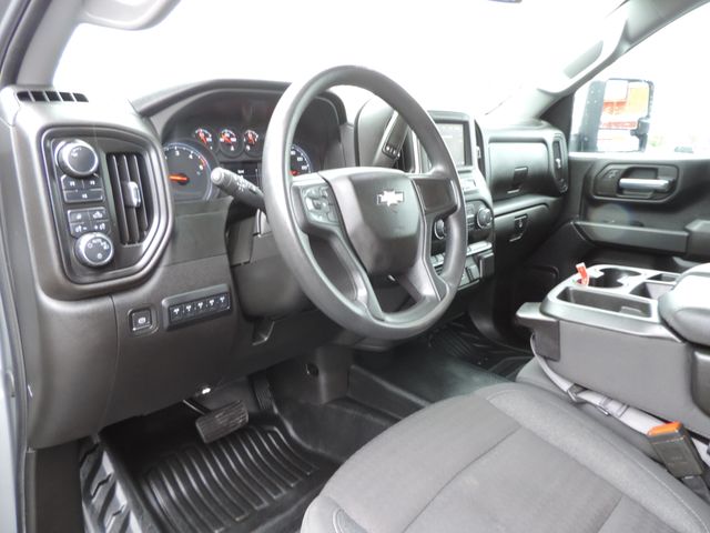 2024 Chevrolet Silverado 3500HD Crew Cab W/T Flatbed DRW 4WD