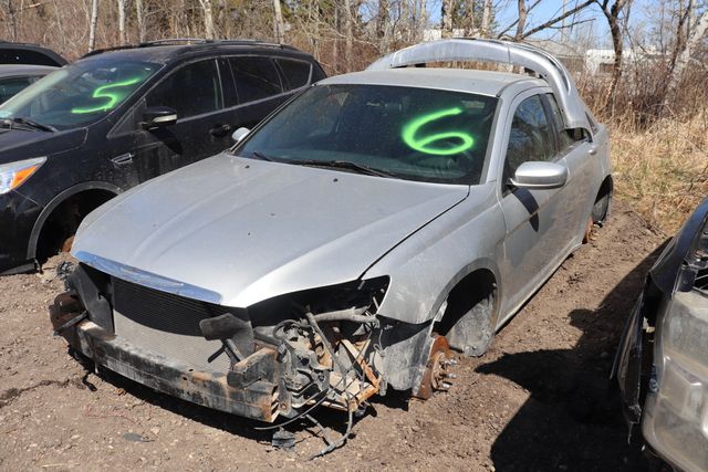 2012 Chrysler 200 Touring