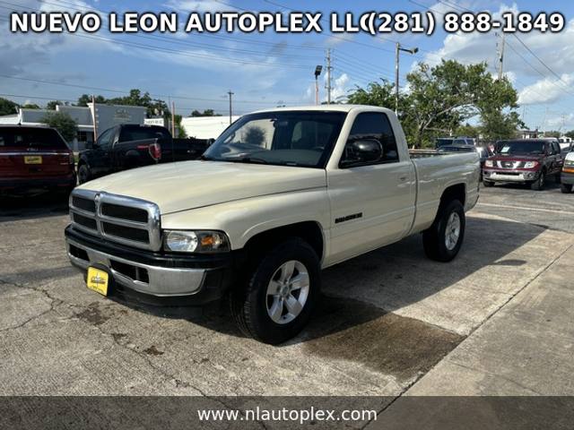 1999 Dodge Ram 1500 Reg. Cab Short Bed 2WD