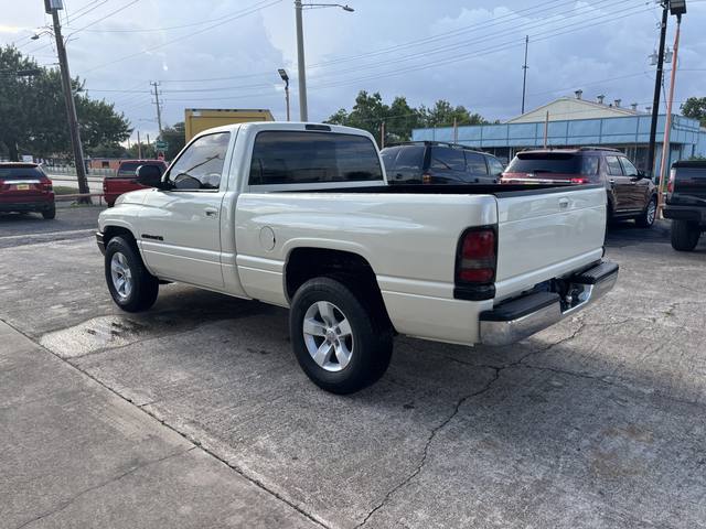 1999 Dodge Ram 1500 Reg. Cab Short Bed 2WD
