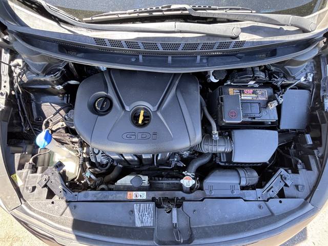 2018 Kia Forte 5-Door LX