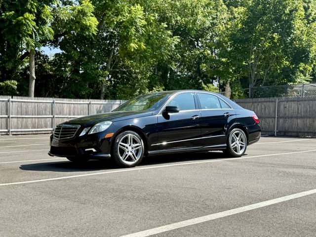 2011 Mercedes-Benz E-Class E550 Sedan 4MATIC