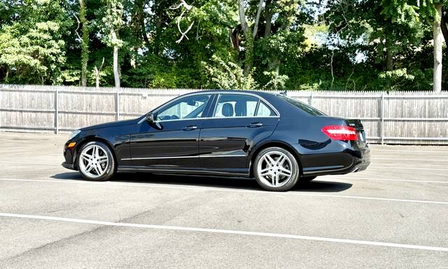 2011 Mercedes-Benz E-Class E550 Sedan 4MATIC