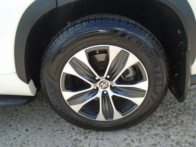 2021 Toyota Highlander XLE FWD V6