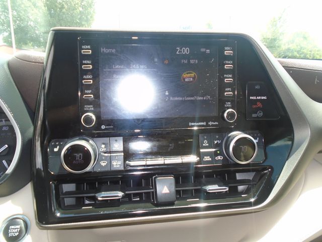 2021 Toyota Highlander XLE FWD V6