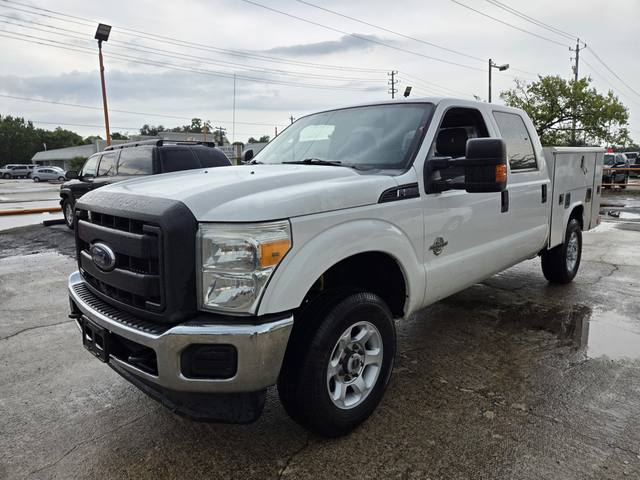 2015 Ford F-250 SD XLT Crew Cab Service Truck 4WD