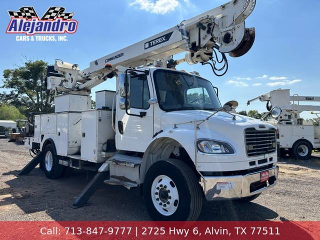 2015 Freightliner M2 106 Digger / Driller