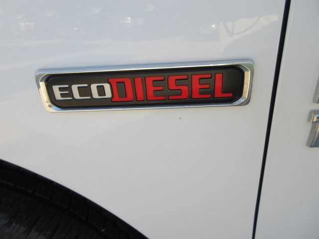 2015 Dodge Ram 1500 SLT Crew Cab SWB 2WD