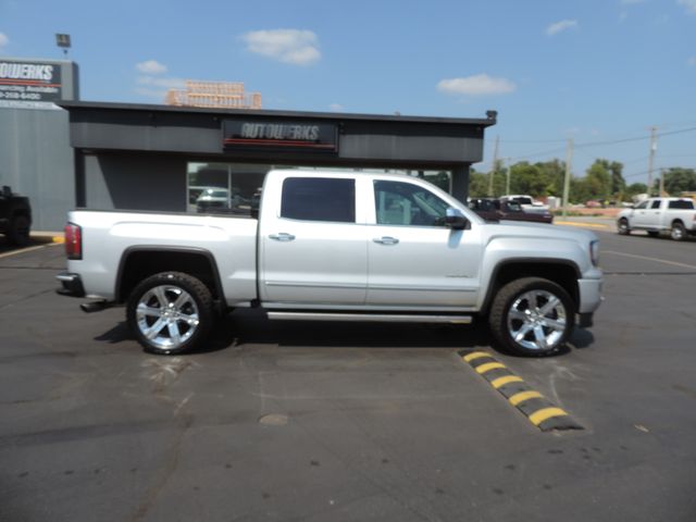 2017 GMC Sierra 1500 Crew Cab Denali 4WD