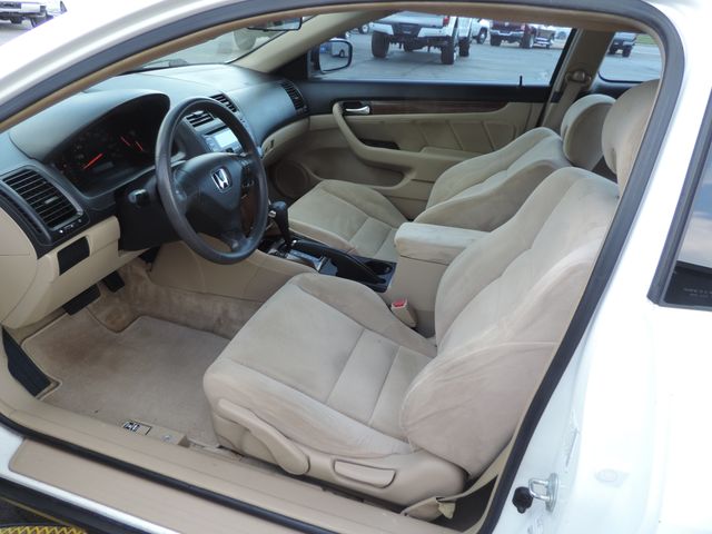 2004 Honda Accord LX Coupe AT 