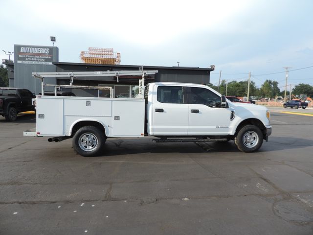 2017 Ford F-350 SD Crew Cab XL Utility Bed 4WD
