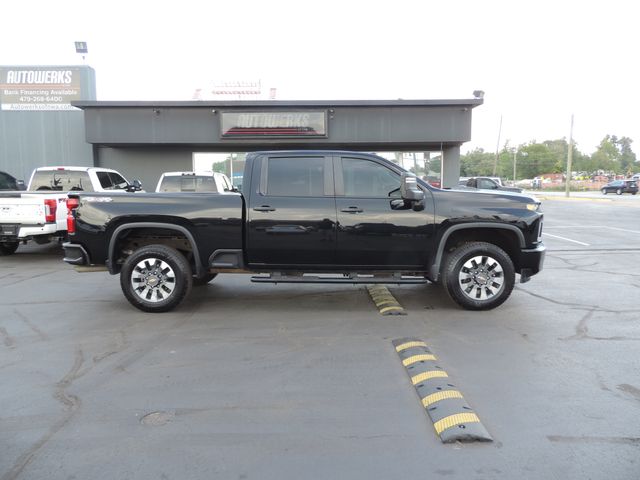 2021 Chevrolet Silverado 2500HD Crew Cab Custom 4WD