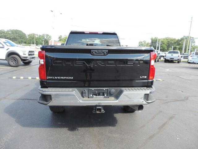 2021 Chevrolet Silverado 3500HD Crew Cab LTZ 4WD