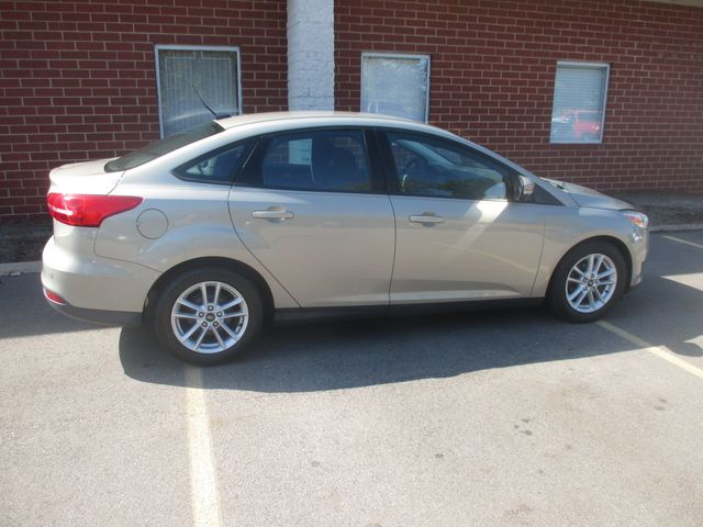 2016 Ford Focus SE Sedan