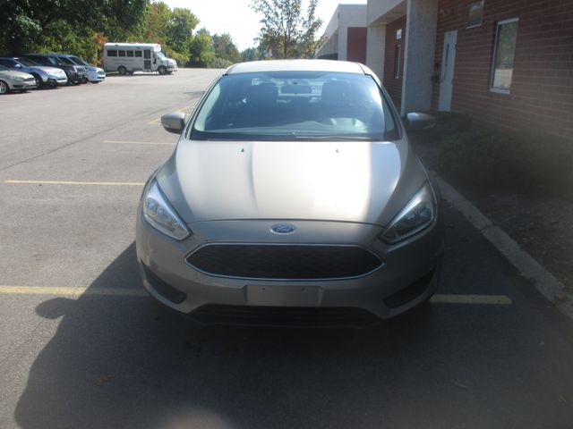 2016 Ford Focus SE Sedan