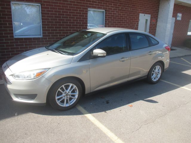 2016 Ford Focus SE Sedan