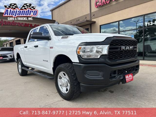 2019 RAM 2500 Tradesman Crew Cab SWB 4WD 6.4L HEMI