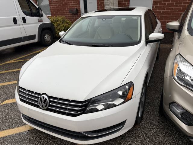 2013 Volkswagen Passat 2.0L TDI SEL Premium