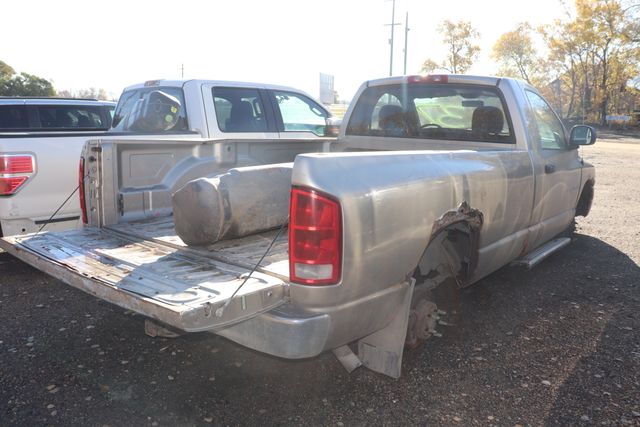 2005 Dodge Ram 1500 ST Short Bed 4WD