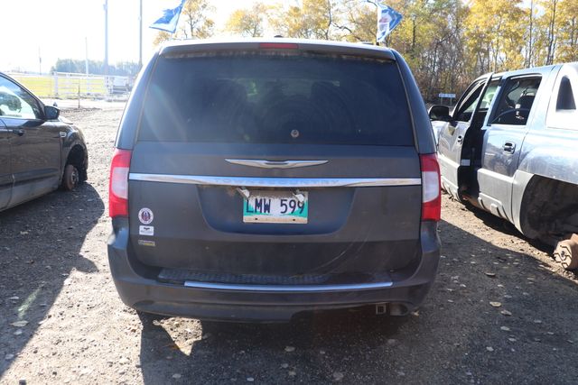 2015 Chrysler Town & Country Limited Platinum