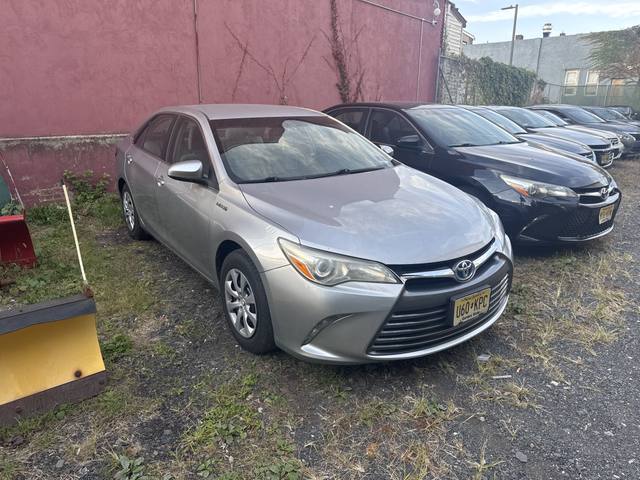 2016 Toyota Camry Hybrid