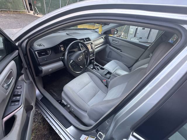 2016 Toyota Camry Hybrid